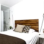 Santa Bica Eat Drink & Sleep Bed and Breakfast Lisboa