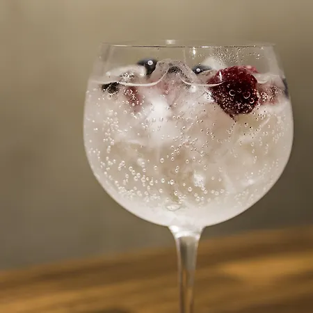 Santa Bica Eat Drink & Sleep ベッド・アンド・ブレックファスト 4*
