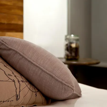 Santa Bica Eat Drink & Sleep 4*