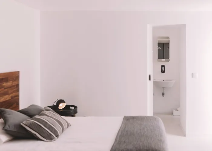 Santa Bica Eat Drink&sleep Bed & Breakfast 4*