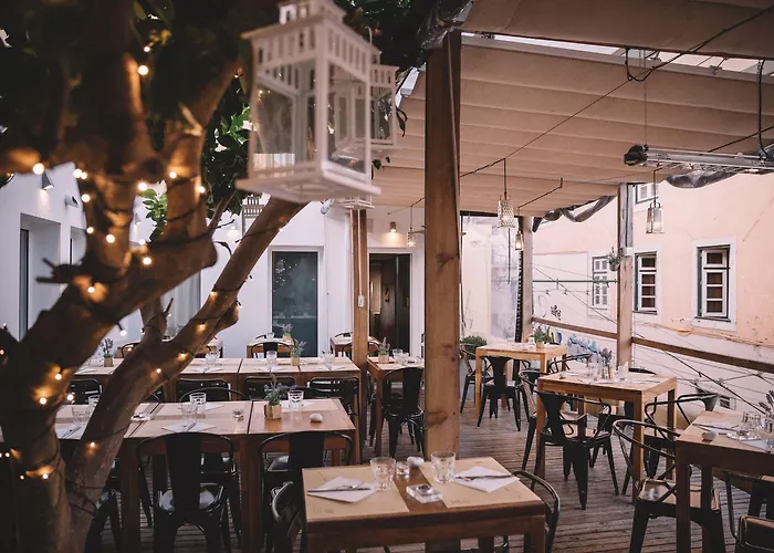 Bed & Breakfast Santa Bica Eat Drink&sleep Lissabon