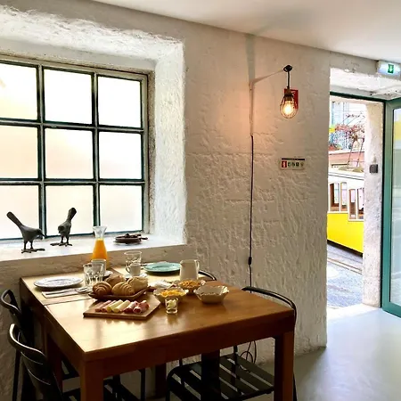 Santa Bica Eat Drink & Sleep 4* Lisboa