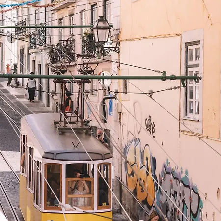 Santa Bica Eat Drink & Sleep فندق مبيت وإفطار 4*