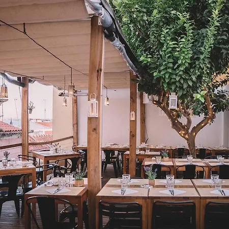 Santa Bica Eat Drink & Sleep فندق مبيت وإفطار